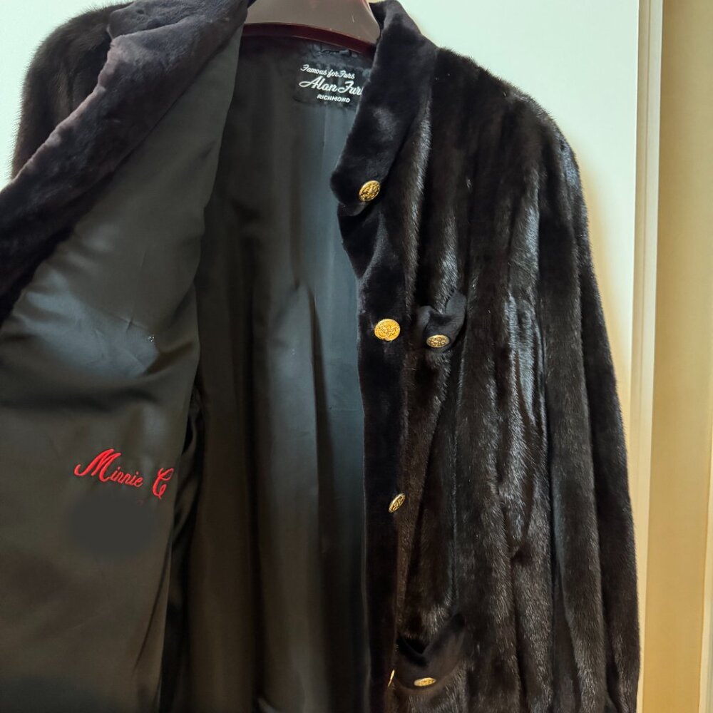 Ranch Let Out Mink With Sheared Mink Trim Chanel … - image 4